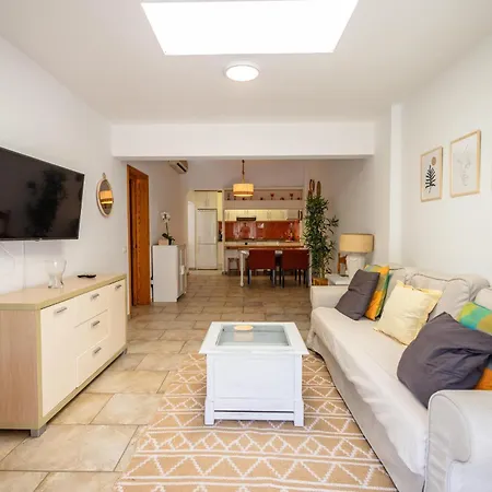 Oasis Holycan - By Gestion Vacacional Canarias San Bartolome de Tirajana (Gran Canaria)